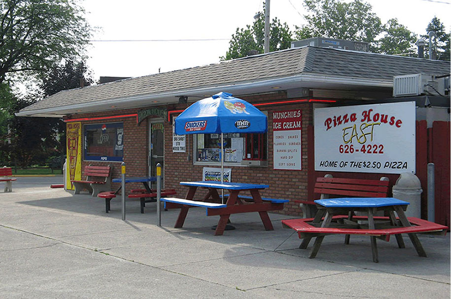 Pizza House East in Sandusky, Ohio